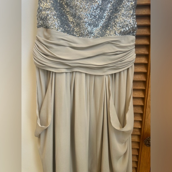 Alice + Olivia Womens Dress Size 2 Silver Taupe Sequined Sheath Strapless Short - Picture 10 of 16